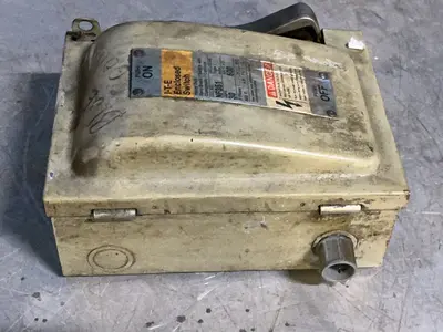 Used SIEMENS NF351 Switchgears Ohio US | HGR 24 #1288724