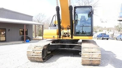 USED 2024 Caterpillar 330GC