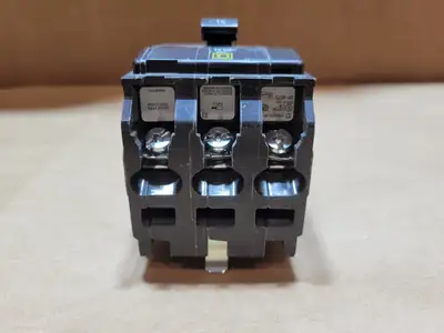 Used SQUARE D QO315 Switchgears British Columbia CA | Lenmark #913644