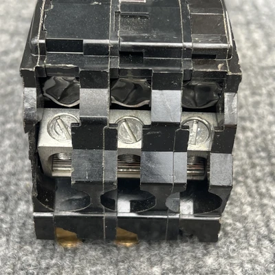 Used Square D Q1380 Circuit Breakers California US | Davliegogo LLC #1707105