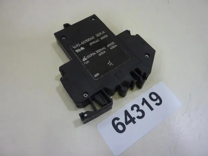 Used ALLEN BRADLEY 1492-GS1G040 SER A Circuit Breakers Michigan US | Ideal Machinery #571829