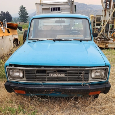 Used MAZDA B2200 Pickup Trucks British Columbia CA | Savona Equipment LTD #1345184