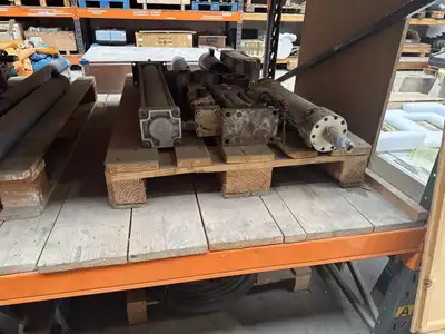 Used _UNKNOWN_ _UNKNOWN_ Misc Industrial Equipment FR | Apex Auctions #1552382