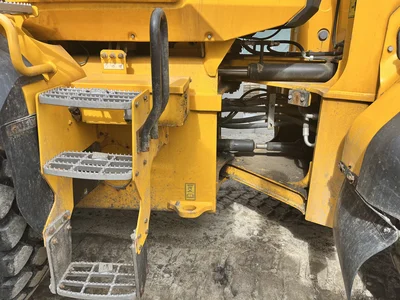 Used 2017 JCB 427ZXT4F Wheel Loaders Maine US | Zadoon Equipment #1480547