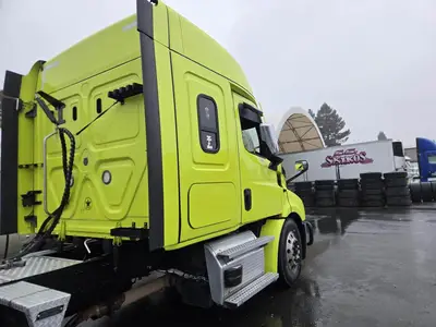 Used 2022 FREIGHTLINER CASCADIA 116 Conventional trucks California US | Ben Kaplan Equipment #1419683