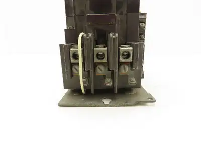 Used CUTLER HAMMER _UNKNOWN_ Starters Indiana US | Arrow Industrial #1316629