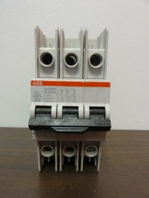 ABB Model SU203PR K40A, 3P, 240V Miniature Circuit Breaker
