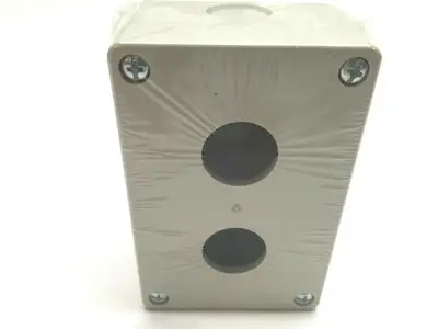 SA105-40SL | Automation Direct  2 Pushbutton Enclosure 2-3/4 x 4-1/8 x 2" - New