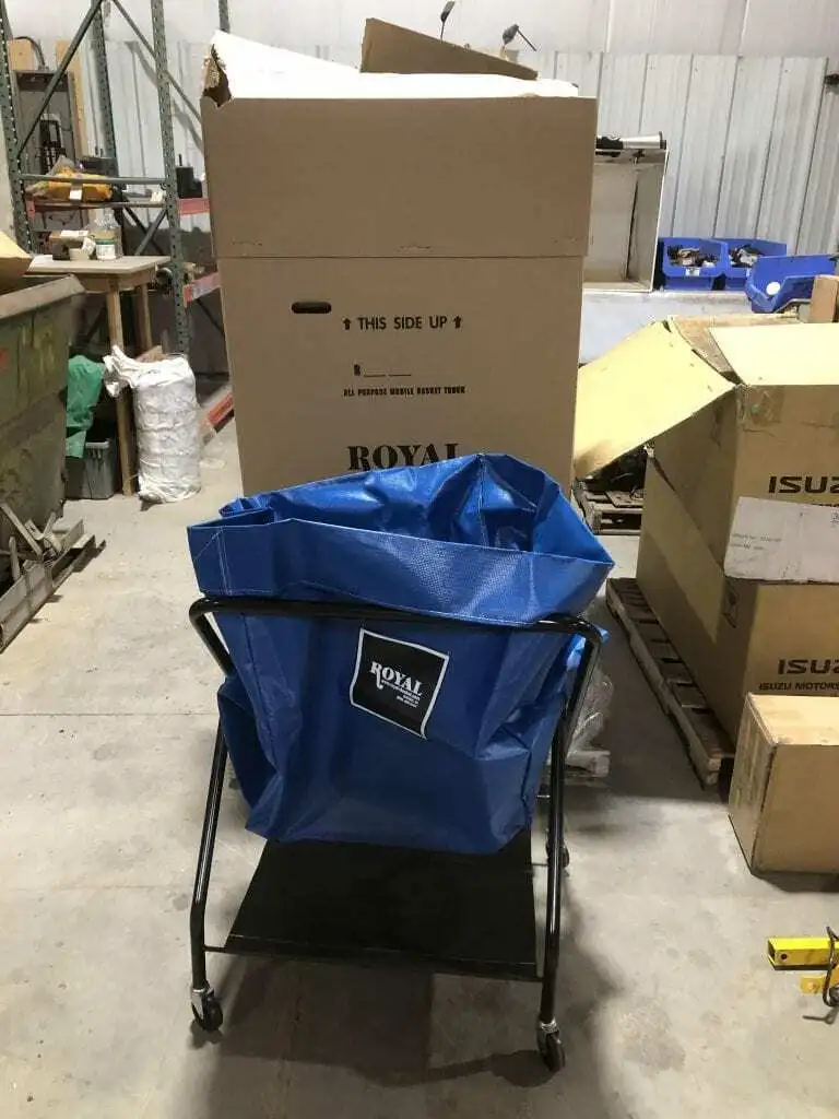 Royal Basket 2HEJ4 1-Compartment X-Frame Laundry Basket Cart 150lb NIB