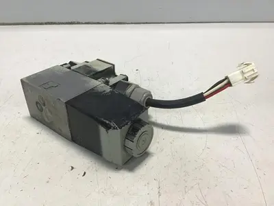 USED VICKERS DG4VC32AMPS1H7B1050