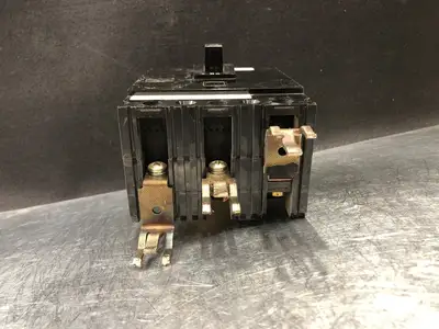 Used SQUARE D FA36070 Switchgears British Columbia CA | Lenmark #243994