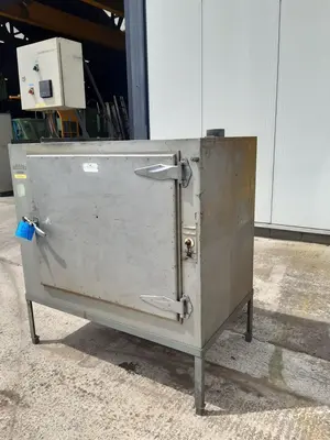 USED ANALIS OVEN