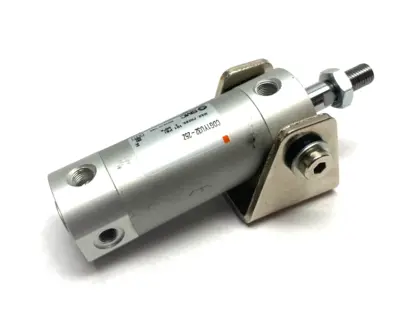 USED SMC PRECISION SMOOTH CYLINDER, ROUND BODY
