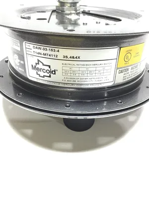 Mercoid Control DAW-33-153-4 Bourdon Tube Pressure Switch