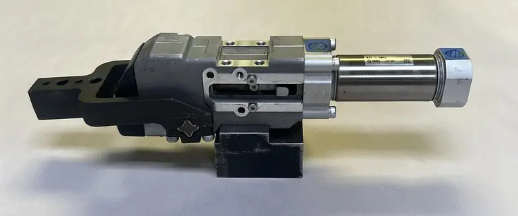 Used SMC CKZT25-105-DCL781E Pneumatic Cylinders Ohio US | Surplus Asset Holdings #1312110