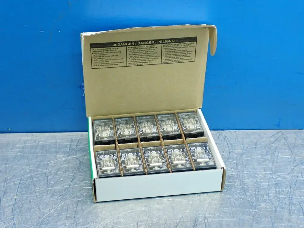 NEW SCHNEIDER ELECTRIC RXM4AB1BD