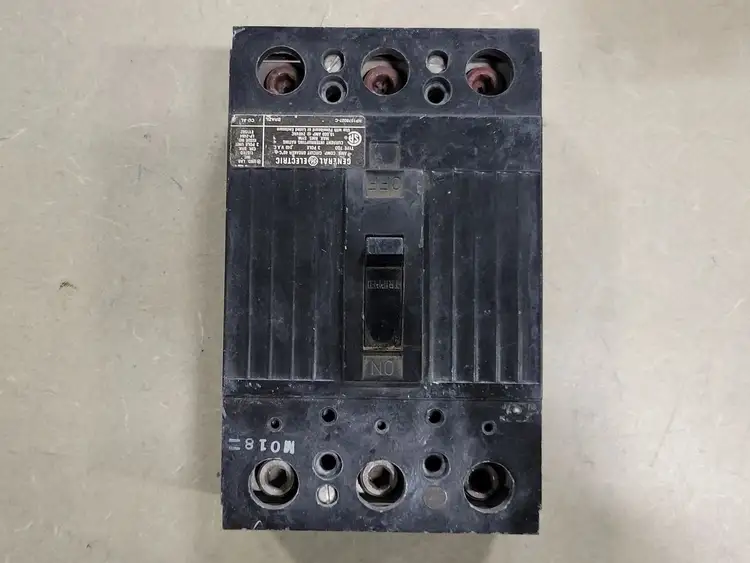 Used GENERAL ELECTRIC TQD3225 Switchgears British Columbia CA | Lenmark #242259