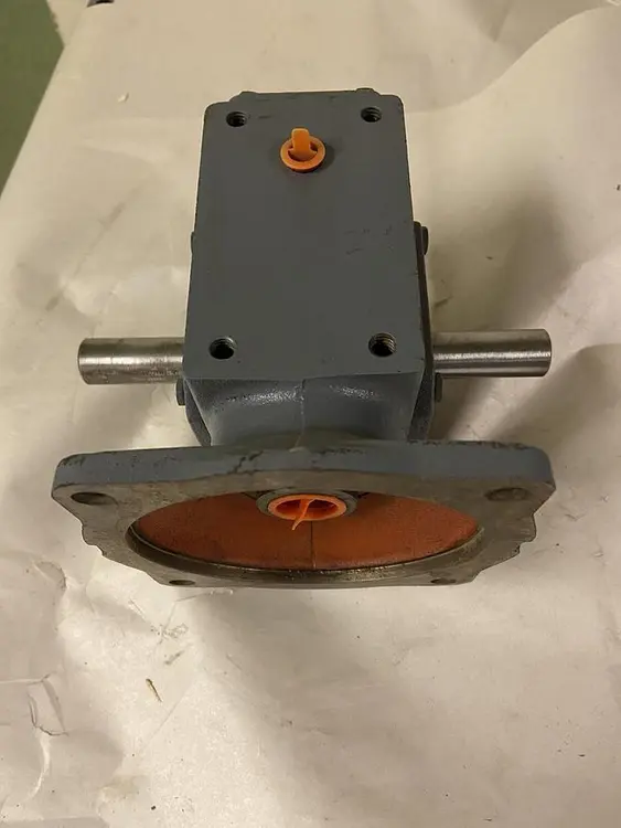 Used HUB CITY 0220-61236-214 Speed Reducers | Surplus Asset Holdings #1205427