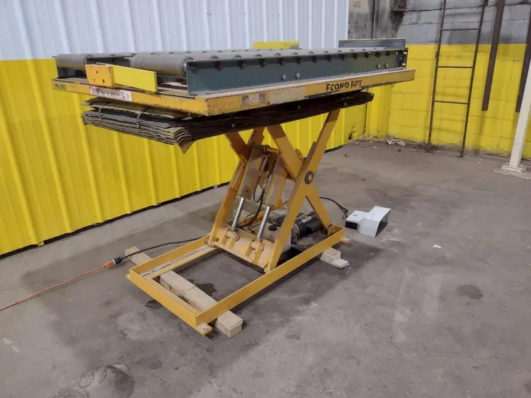 Used ECONO LIFT _UNKNOWN_ Platform Lifters Ohio US | Yoder Brothers machinery #144213