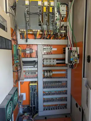 2000 DAEWOO MYNX 500 Vertical Machining Centers | 520 Machinery Sales LLC (8)