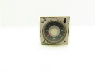 Omron H3CR-A8E Solid-State Timer Relay Socket 100-240V 1.2 Sec-300 Hours
