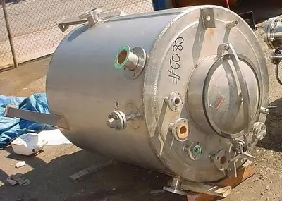 200 gallon Mueller Storage Tank