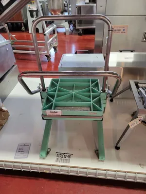 Prince Castle SKK2 Kutlett Lettuce Slicer, Slices Up To 50 Heads in 5 Minutes