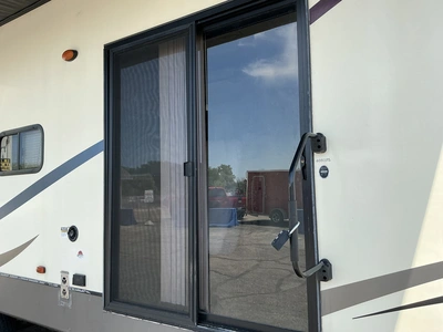 Used 2016 KEYSTONE RESIDENCE 4051FL Campers, Caravans, Motorhomes Michigan US | Miedema Asset Management Group #1327788