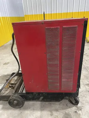 USED Lincoln TIG-355