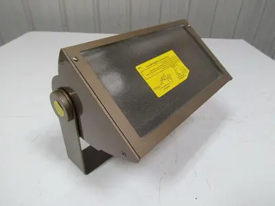 Winona LSW-M175-LS1 Surface Mount Lights Wet location 175 watt Lot of 2