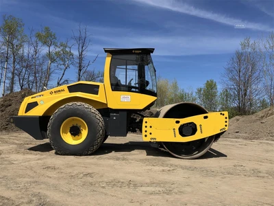 Used 2016 BOMAG BW213D-5 Single Drum Rollers New York US | Abele Tractor #1343139