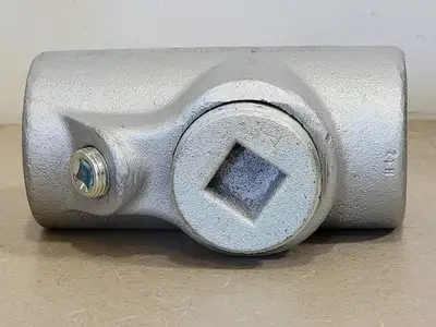 NEW CROUSE-HINDS EYSX41