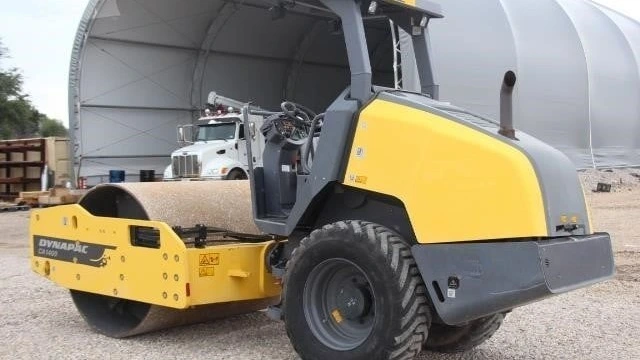 USED 2015 Dynapac CA1400D