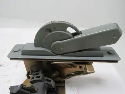 A-B Allen Bradley 1494F-N30 Ser. A Fixed-Depth Flange Mounted Disconnect Switch