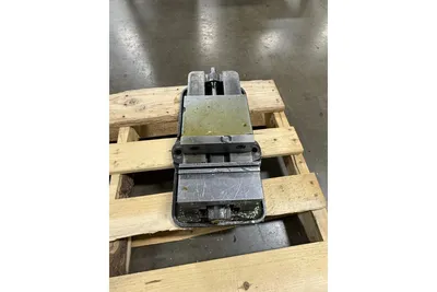 Used _UNKNOWN_ _UNKNOWN_ Vises Utah US | KD Auctions #1549184