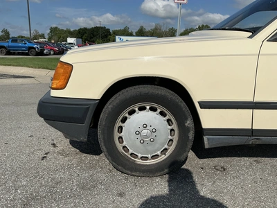 Used 1986 MERCEDES-BENZ 300E Cars Michigan US | Miedema Asset Management Group #1322375