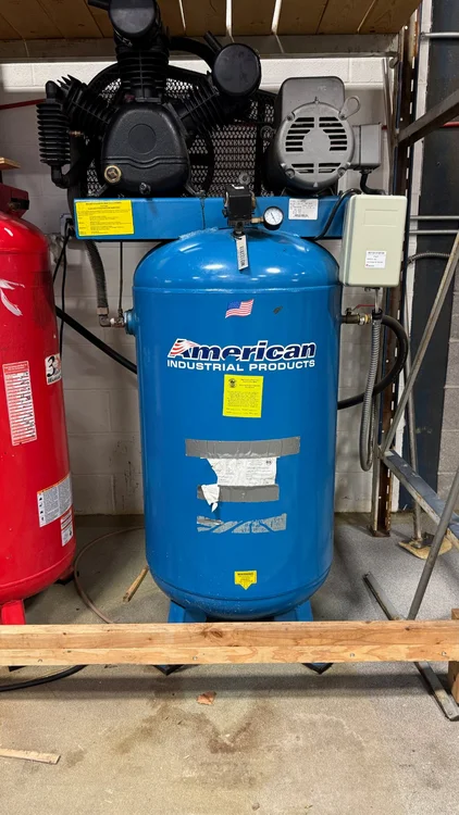 Used _UNKNOWN_ _UNKNOWN_ Tank Mounted Air Compressors Indiana US | Brewhouse Equipment Group #1321929