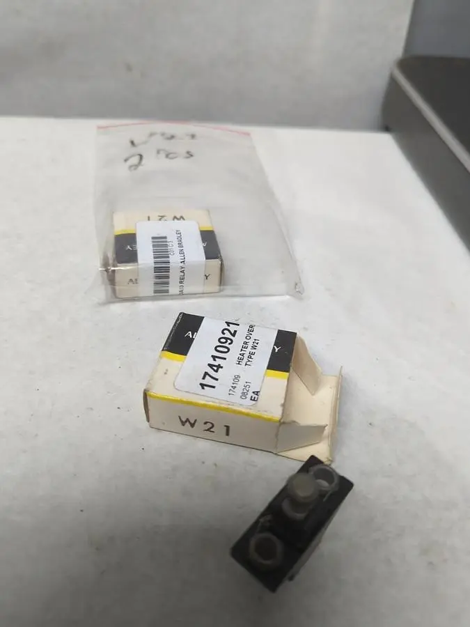 New | in-Stock ALLEN-BRADLEY W21 Miscellaneous Equipment (Electrical & Power) | Surplus Asset Holdings #1200694