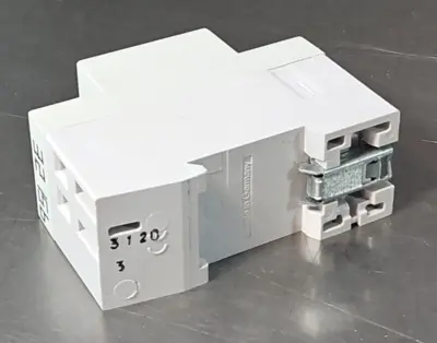 Siemens 5SM3 312-0 Circuit Breaker (BIN423)