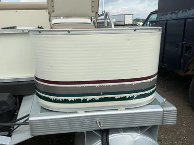 Used 2001 BENNINGTON 227 FS Boats (Misc) Michigan US | Miedema Asset Management Group #1321235