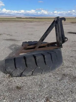 3pt Rubber Tire Scraper