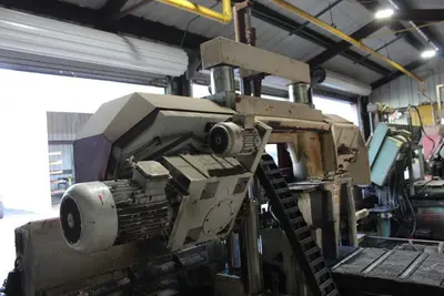 2013 BEHRINGER HBP430A Bandsaw | Levy Recovery Group (6)