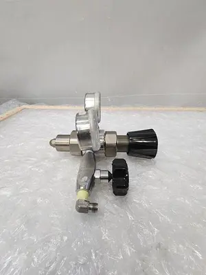 ALPHAGAZ REGULATOR 2652 , 200 PSI - 3000 PSI