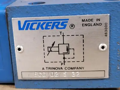 NEW VICKERS ECG 02 5 32
