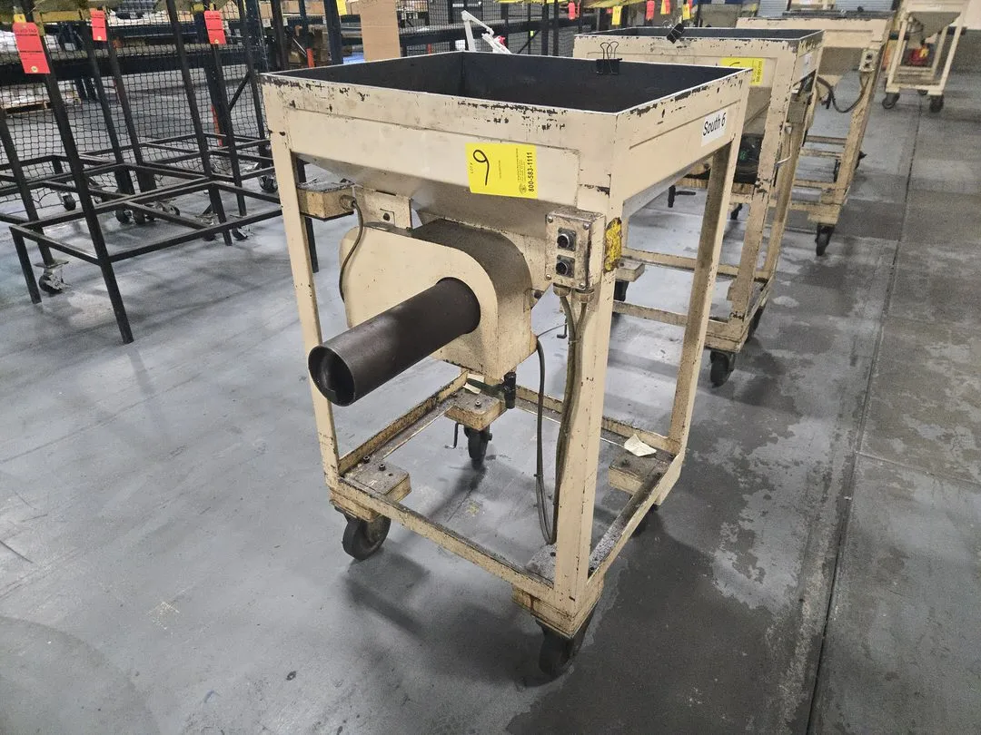 (1) Auger Hopper