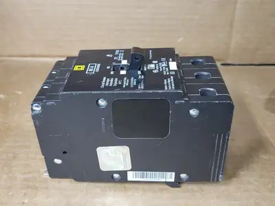 NEW SQUARE D EDB34080