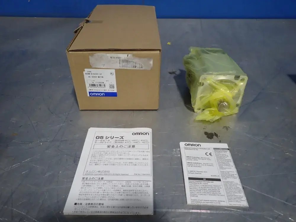 NEW OMRON R88MK75030TS2