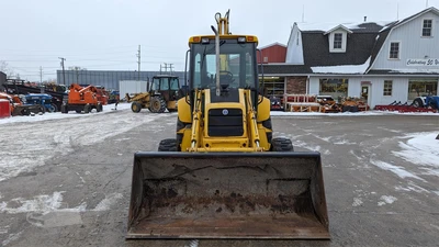 USED NEW HOLLAND 675E