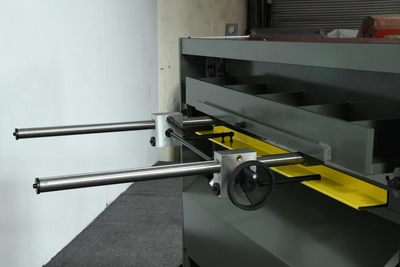 GMC _UNKNOWN_ Mechanical Shears | Punch Press and Shear (4)