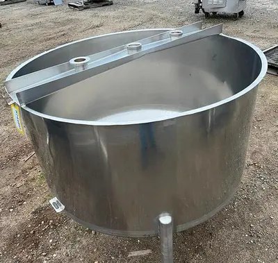 Stainless Steel 200 Gallon Cone-Bottom Balance Tank #S744994